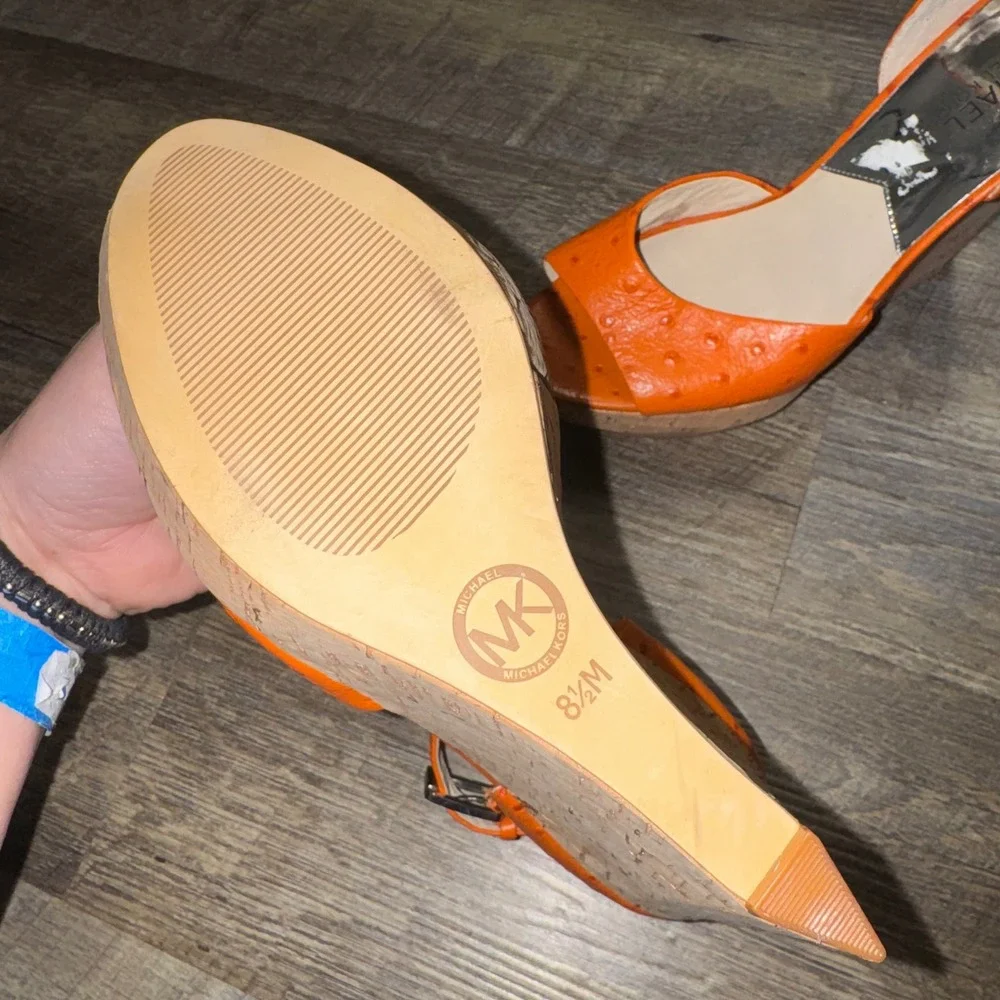 Michael Kors Ariana Ostrich Cork Wedge Sandals Orange Leather Womens 8.5M